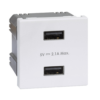 USB ładowarka K45  (45x45) gniazdo typ A 5V/2,1A; czysta biel